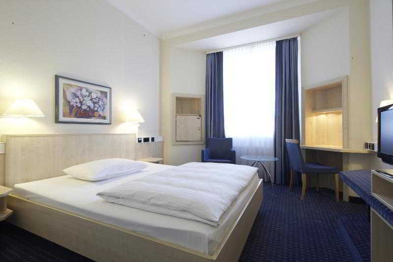 Rugs Hotel Augsburg City Екстер'єр фото
